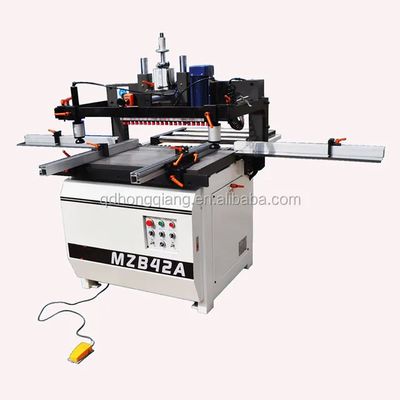 Machine de forage à bois CNC de précision 2800 r/min Machine de forage horizontal pour le travail du bois